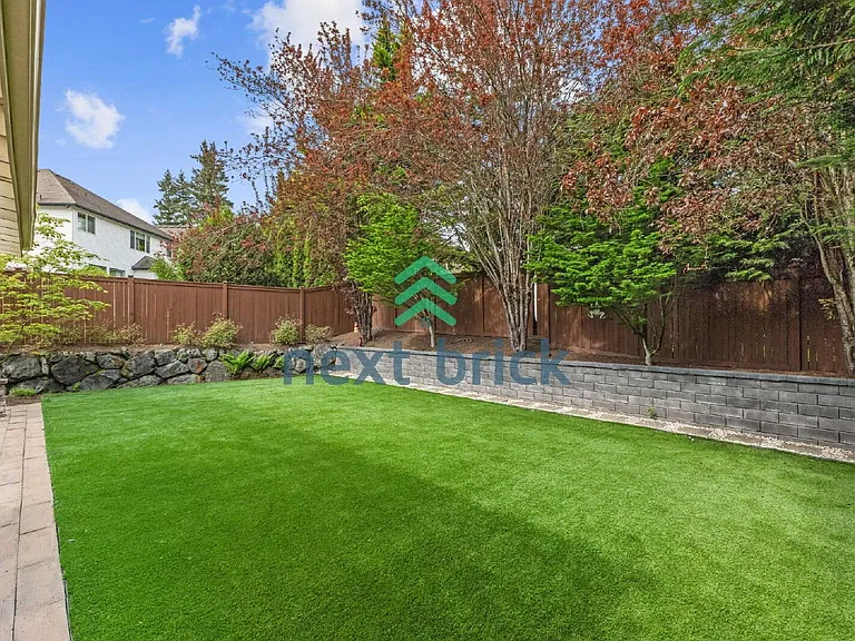 27174 SE 18th Pl — Photo 37