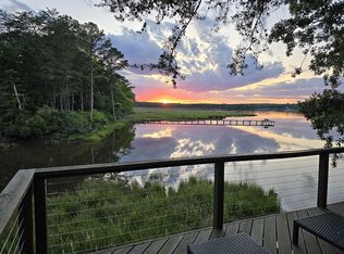 6207 Holly Trl, Gloucester, VA 23061