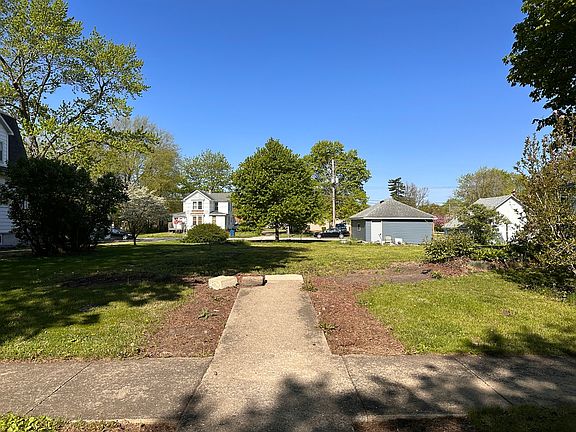 4th image of 314 N Axtel Ave