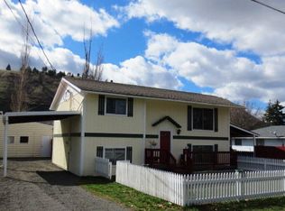 1316 S 4th St, Dayton, WA 99328