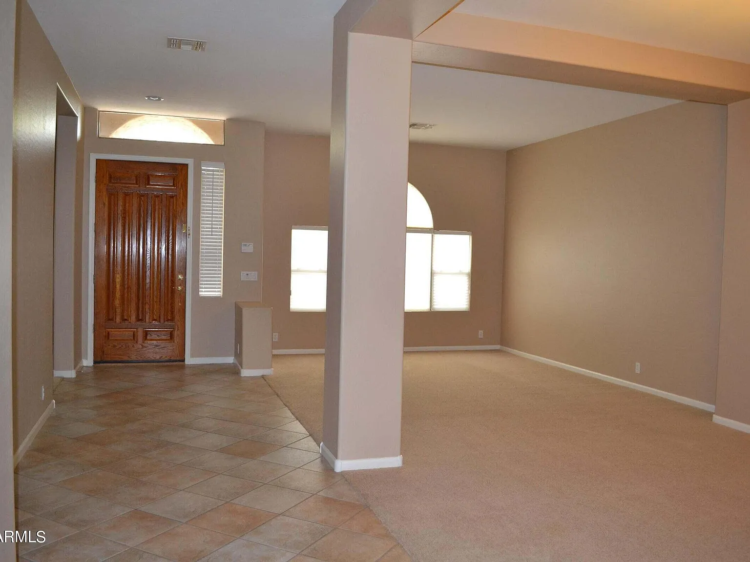 3 bed, 2.5 bath, 2682 sqft, $2,850 — Photo 2