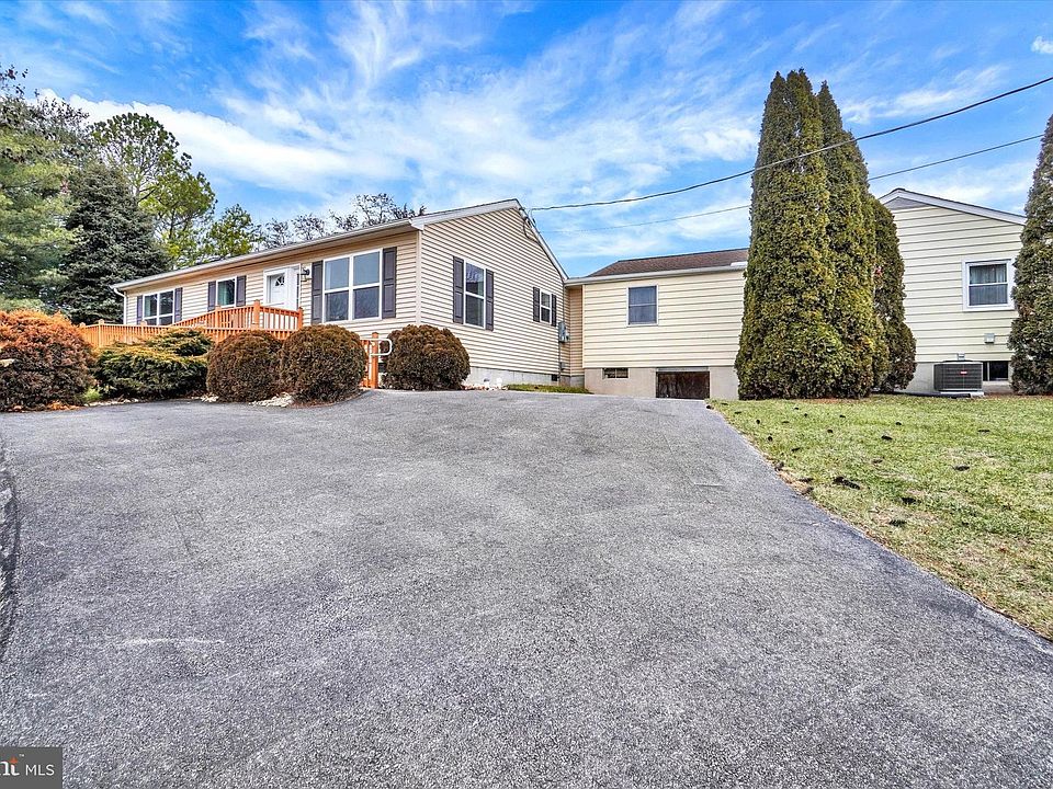 1681 Park St, Dover, PA 17315 Zillow