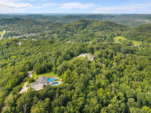 730 Valhalla Ln, Brentwood, TN 37027