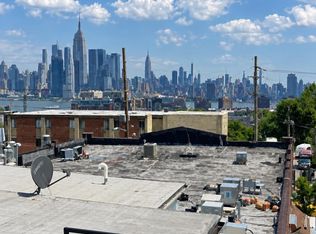 315 7th St APT 403, Union City, NJ 07087