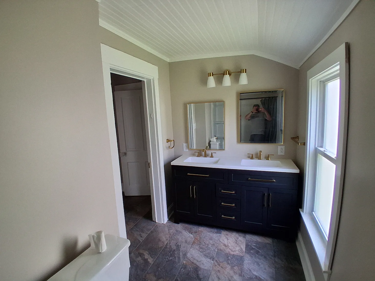 3 bed, 1.5 bath, 1150 sqft, $1,795 — Photo 4
