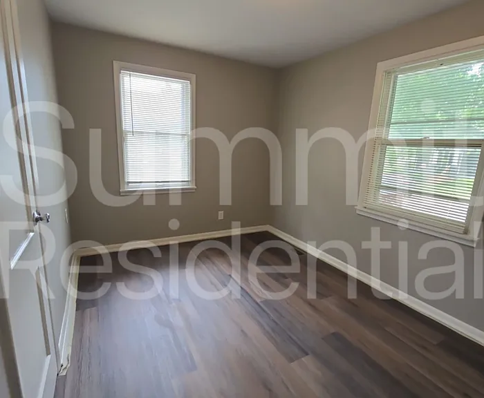 2913 W 44th Ave — Photo 12