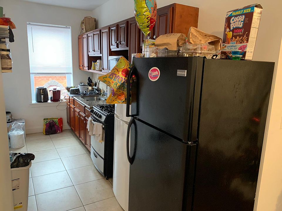 1st image of 1519 N 17th St Floor 3