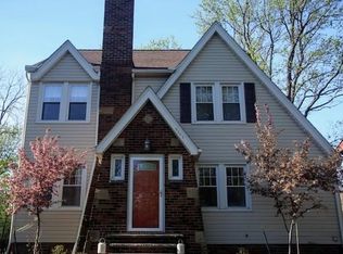 5203 Mayview Rd, Lyndhurst, OH 44124