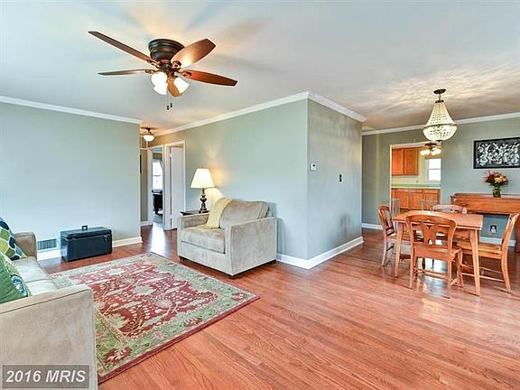 3rd image of 6612 Dorset Dr