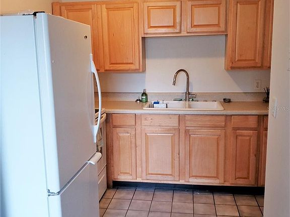 3rd image of 2907 W Ballast Point Blvd