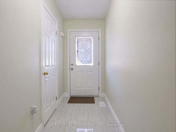 3rd image of 469 Activa Ave