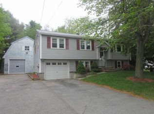 41 Chatham Cir, Salem, NH 03079