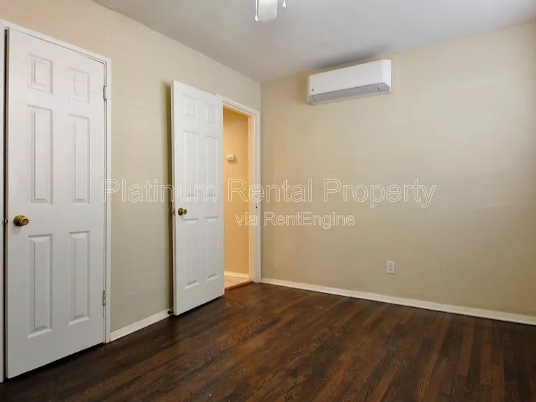 711 Argonne Ave NE #5 — Photo 14