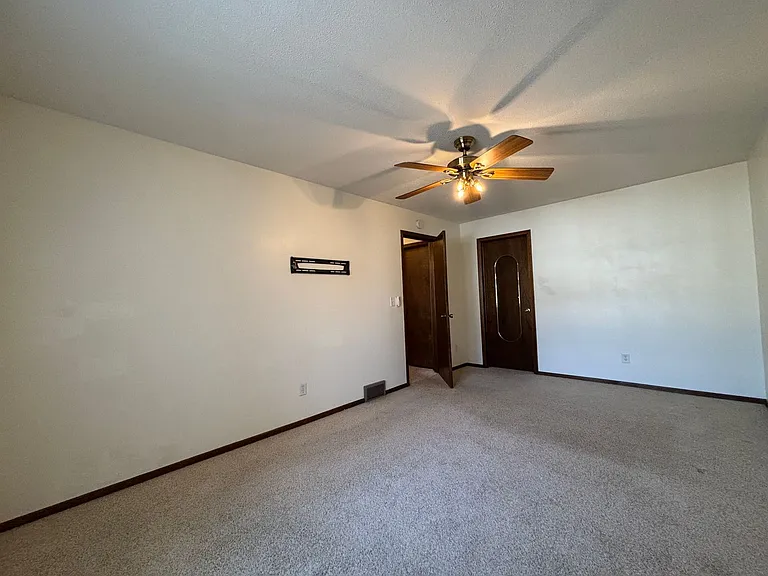 4285 Evergreen Dr — Photo 31