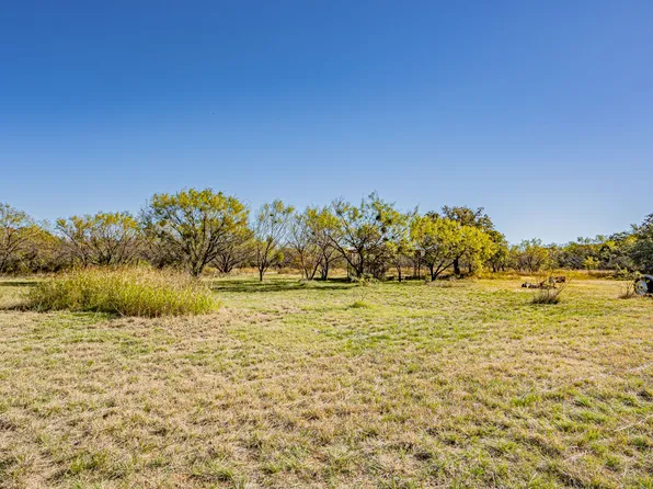 N Virginia Ave, Eastland, TX 76448