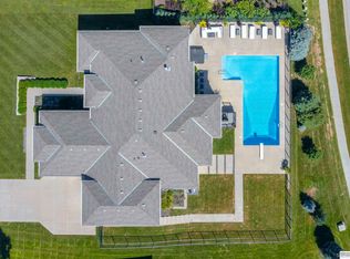 12211 Slayton St, Papillion, NE 68046