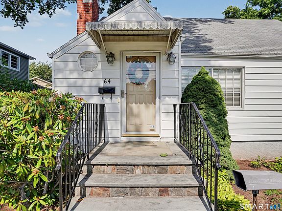 3rd image of 64 Breyer Avenue