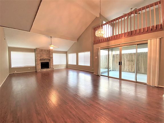 2nd image of 12826 Ashford Creek Dr