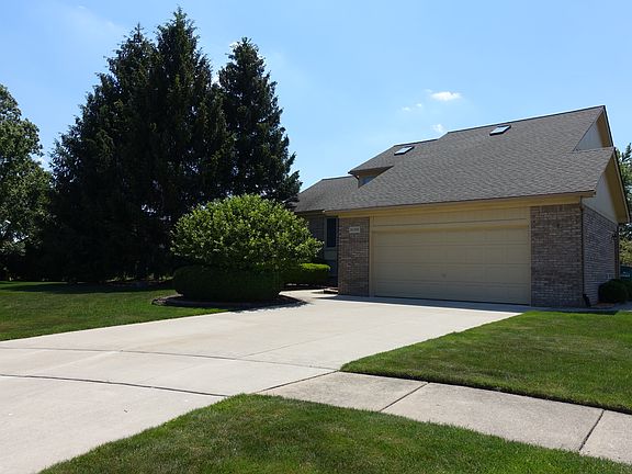 2nd image of 16308 Trailway Dr