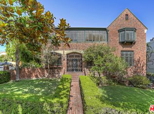 1942 N Normandie Ave, Los Angeles, CA 90027