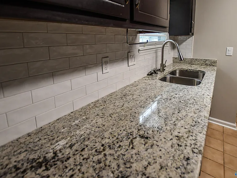 108 Portal Ln — Photo 7
