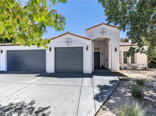 915 Vista Cerro Dr, Paso Robles, CA 93446