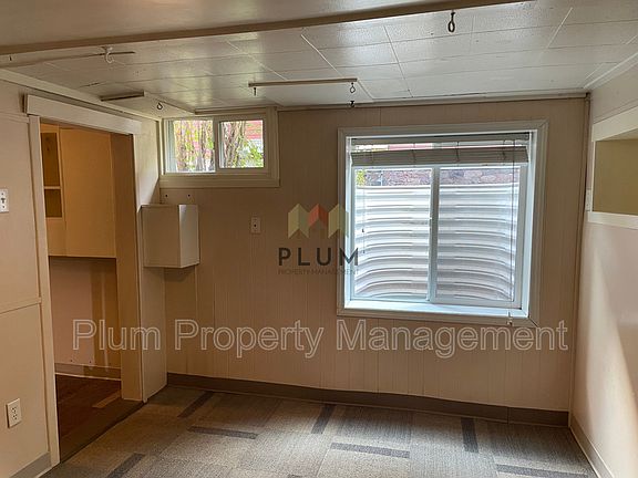 4th image of 527 Eddy Ave Unit D