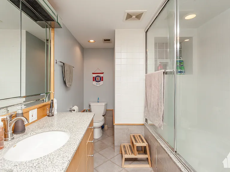 1538 W Wrightwood Ave #1 — Photo 7