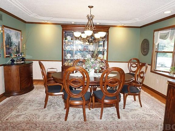 4th image of 3811 County Road 313