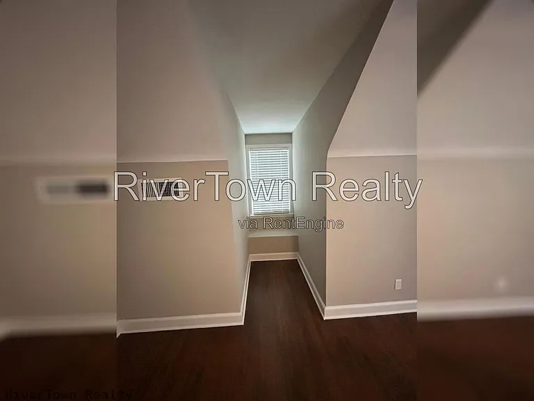 2731 Central Ave — Photo 15