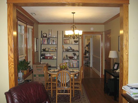 3rd image of 3620 N Ashland Ave #2