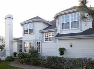 66 Mariners Cir, San Rafael, CA 94903