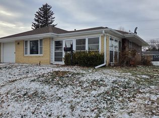 1512 Robeson Ave, Bettendorf, IA 52722