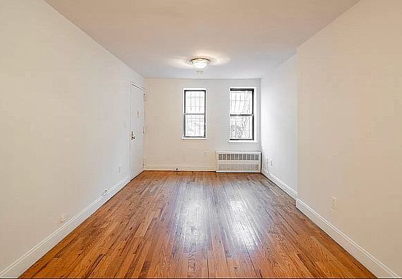 2nd image of 302 W 140th St #G