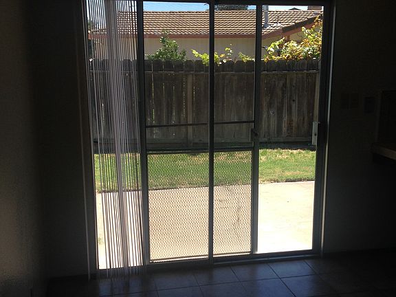 2nd image of 2405 Meadow Dr