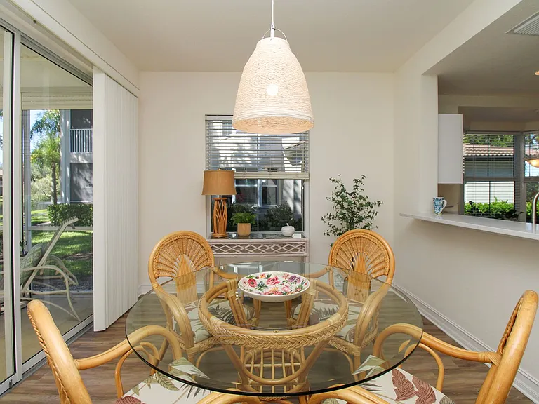 600 Diamond Cir #607 — Photo 30