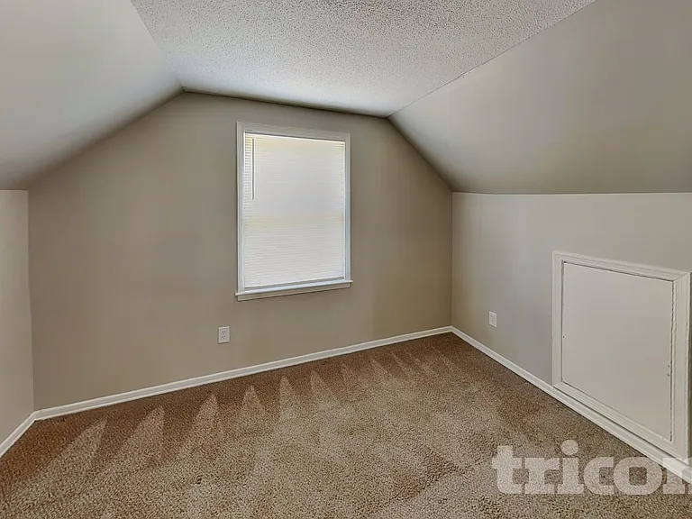 9033 Trailhead Ct — Photo 12