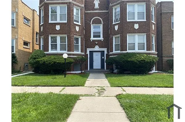 Building Photo - 7951 S Prairie Ave #1