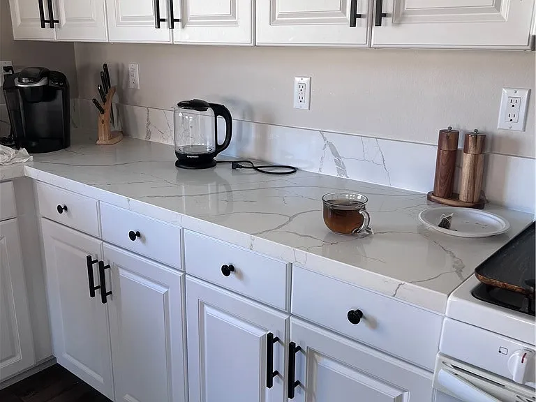 15124 Audrey Dr — Photo 3