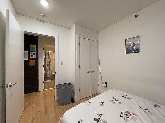 5th image of 204 Linden Blvd #6B
