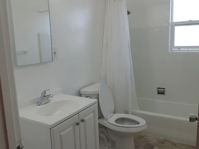 520 Hilton St — Photo 8