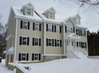 12 Birchcrest St, Burlington, MA 01803