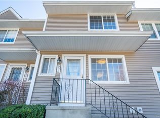 505 Covington Green Ln, Patterson, NY 12563