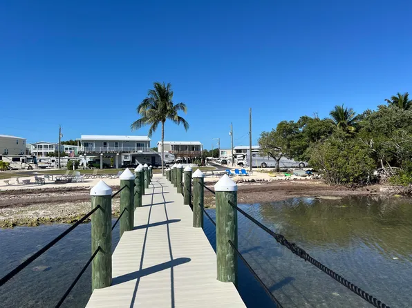 42 72nd St, Marathon, FL 33050