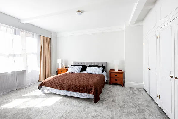 Sold by Compass | media 26