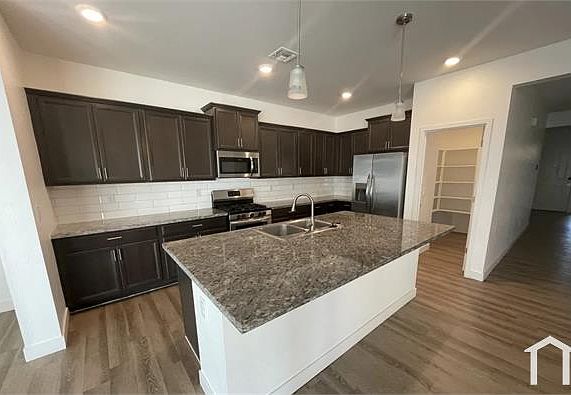 4th image of 4099 W Crossflower Ave