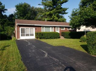 4 Cotty Dr, East Syracuse, NY 13057
