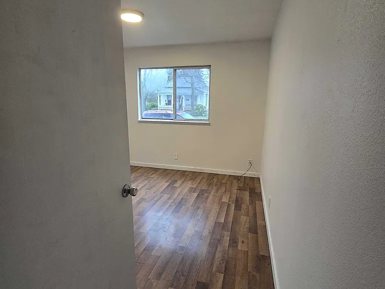 509-529 SE Jackson St #519 — Photo 8