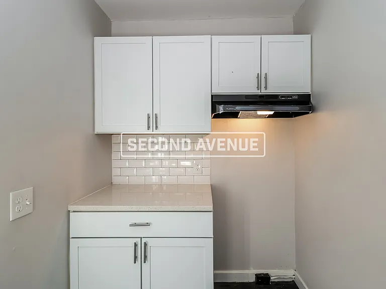 3350 Cavanaugh Ave — Photo 5