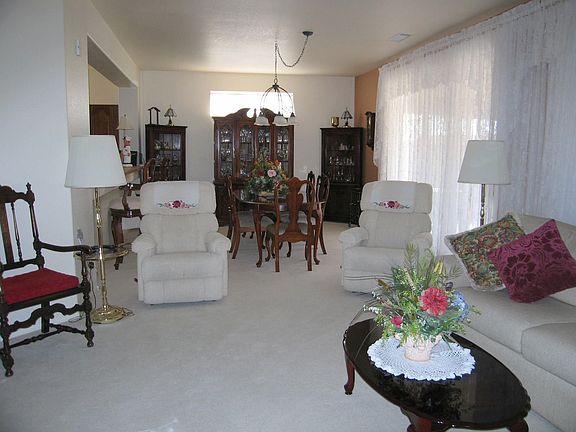 3rd image of 15309 W Black Gold Ln